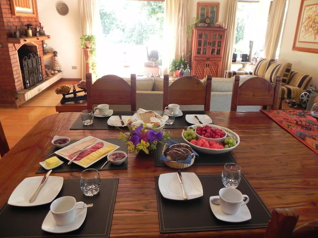 Catorceonce Bed & Breakfast ตัลกา ภายนอก รูปภาพ